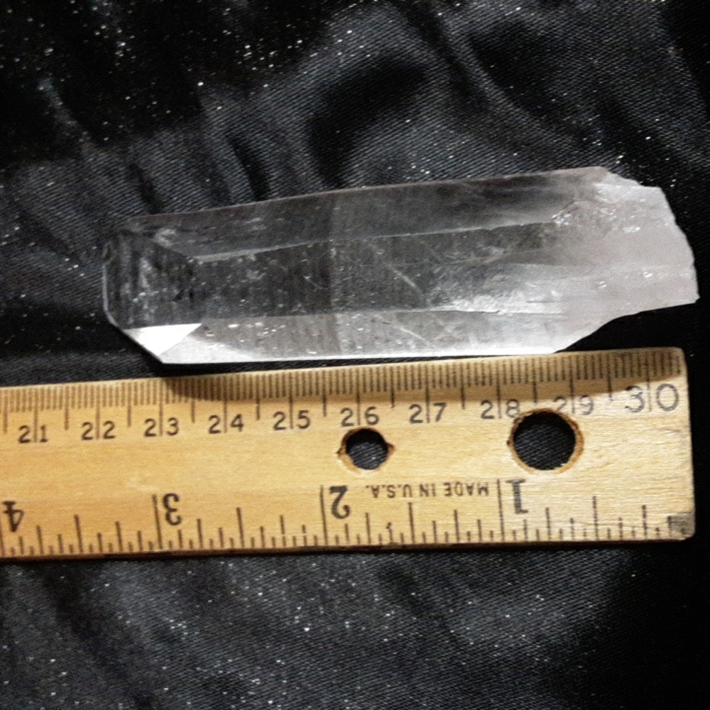 Quartz Crystal Point - Picture 3 of 7